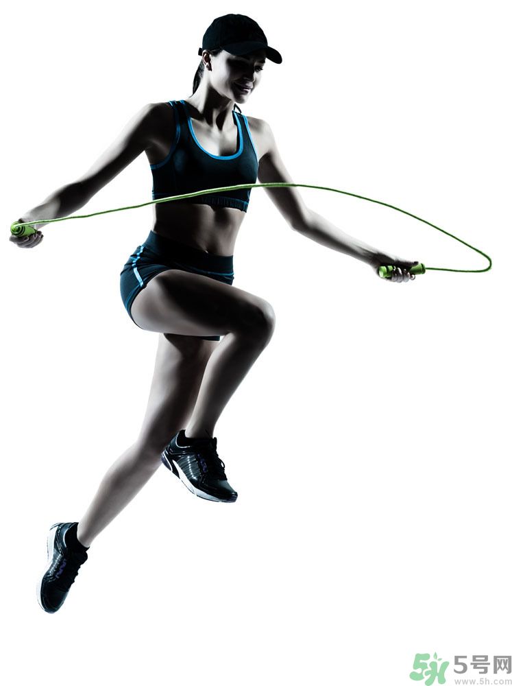 跳繩可以瘦小腿嗎？怎么跳繩才能讓腿變苗條？