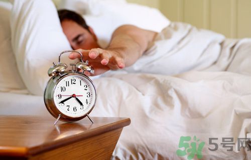 女生早上戀床好不好？早上可以戀床嗎？