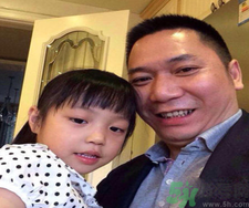 小四月是誰？小四月的爸爸是誰？