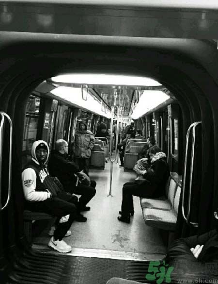 女留學生巴黎被打的真相是什么？女學生為什么巴黎被打？