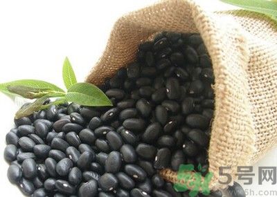 黑豆要泡多久才會(huì)軟？黑豆要越泡越久嗎？