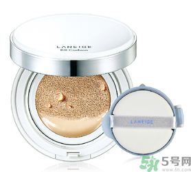 蘭芝氣墊bb13號跟21號哪個更白？蘭芝氣墊bb色差大嗎？