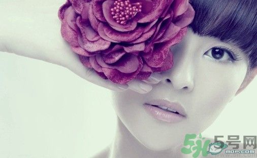 怎么快速畫出敲門妝？敲門妝要怎么畫？