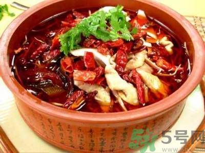 知名餐廳毛血旺里吃出煙頭  餐廳的地址在哪？