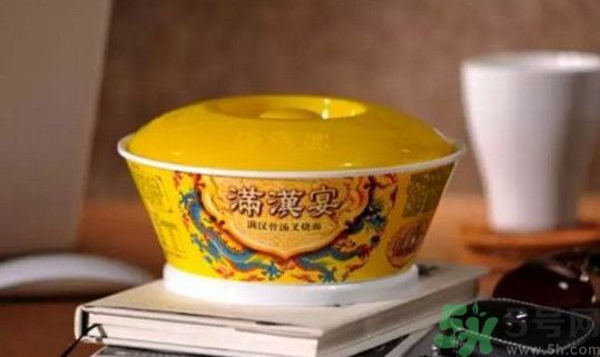 滿漢宴方便面多少錢(qián)一桶？滿漢宴方便面多少錢(qián)一箱？