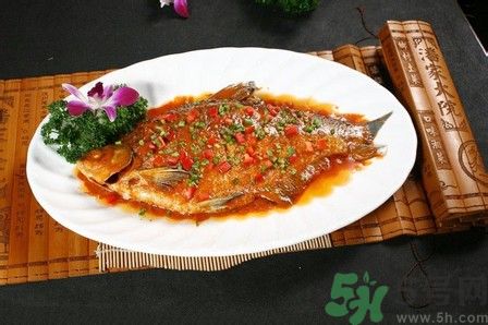 武昌魚是鳊魚嗎？武昌魚和鳊魚區(qū)別哪個好吃？