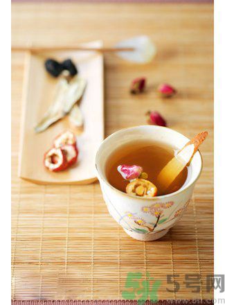 春天上火了喝什么茶好？喝什么茶快速消火？