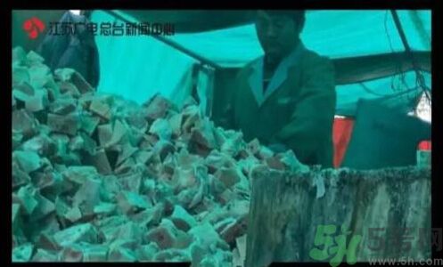 黃燜雞米飯被曝用僵尸肉是怎么回事？什么是僵尸肉？