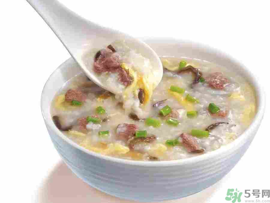 早餐吃面還是包子比較好？早餐吃包子和面健康嗎？