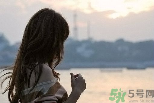 染發(fā)會(huì)增加淋巴癌的風(fēng)險(xiǎn)嗎？染發(fā)會(huì)得淋巴癌嗎？