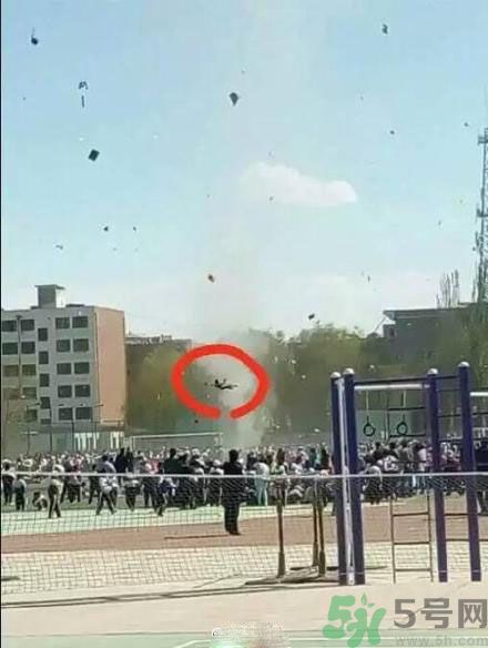 運動會突發(fā)龍卷風是怎么回事？遇到龍卷風怎么辦？