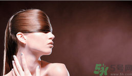 為什么頭發(fā)越來越油？頭發(fā)應(yīng)該幾天洗一次？