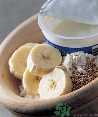 香蕉和酸奶能一起吃嗎？香蕉和酸奶一起吃減肥嗎？