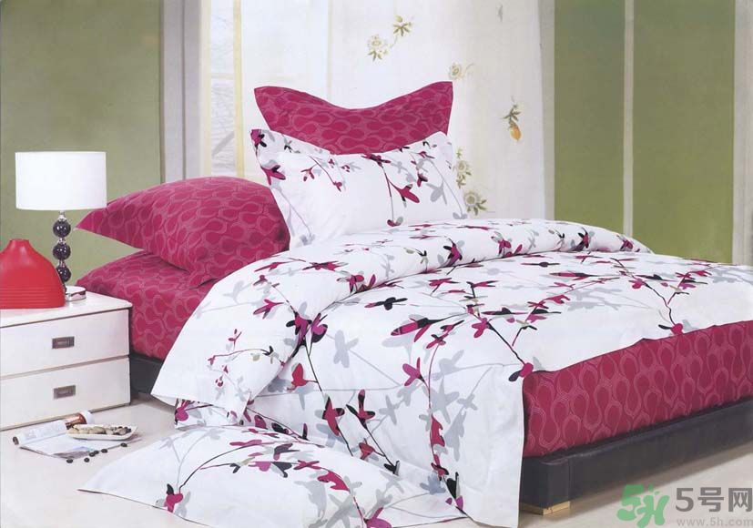 床單多久換洗一次才好？床單用什么樣的才最好？