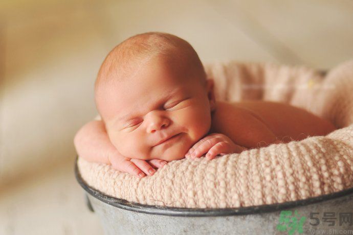 睡眠不足會臉色發(fā)黃嗎？睡眠不足有什么危害？