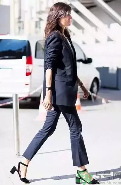 穿牛仔褲毀滅未來 牛仔褲怎么穿好看？