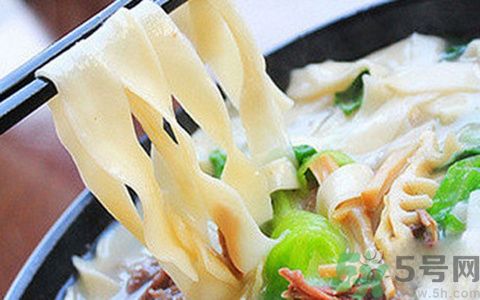 患癌女子為什么拒收捐款？患癌女子拒收捐款是怎么回事？