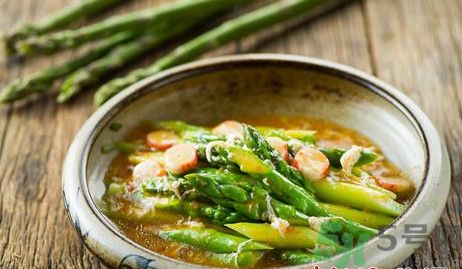 蝦膏燴蘆筍怎么做？蝦膏燴蘆筍的做法？
