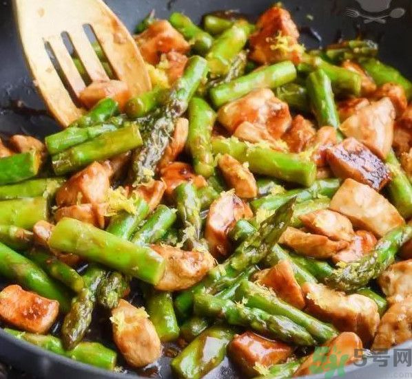 蝦膏燴蘆筍怎么做？蝦膏燴蘆筍的做法？