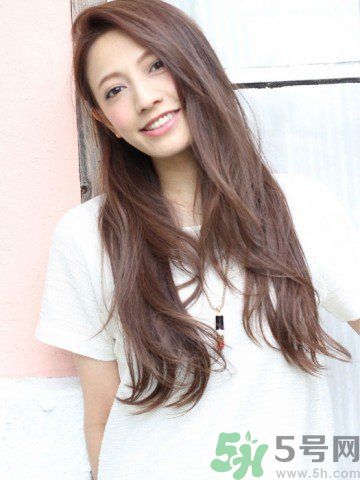 頭發(fā)怎樣長(zhǎng)得更快更健康？加速頭發(fā)生長(zhǎng)的方法有哪些？