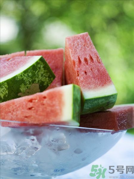吃冰西瓜為什么會拉肚子？哪些人不適合吃冰西瓜？