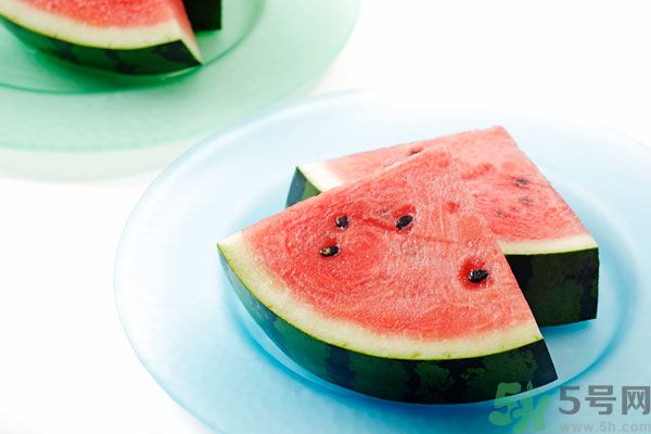 吃冰西瓜為什么會拉肚子？哪些人不適合吃冰西瓜？
