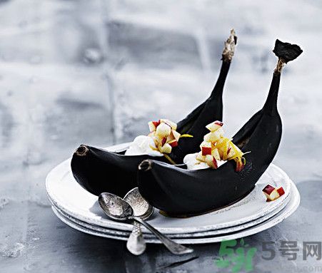 香蕉皮有黑點(diǎn)還能吃嗎？香蕉怎么保存不變黑？