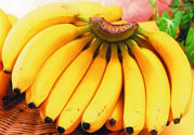 香蕉中間發(fā)黑可以吃嗎？香蕉中間發(fā)黑吃了會怎么樣？