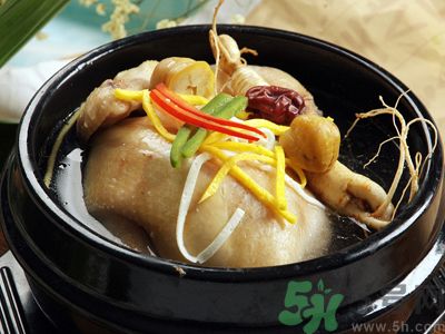 燉雞湯前要焯一下嗎？雞湯怎么燉才最鮮？