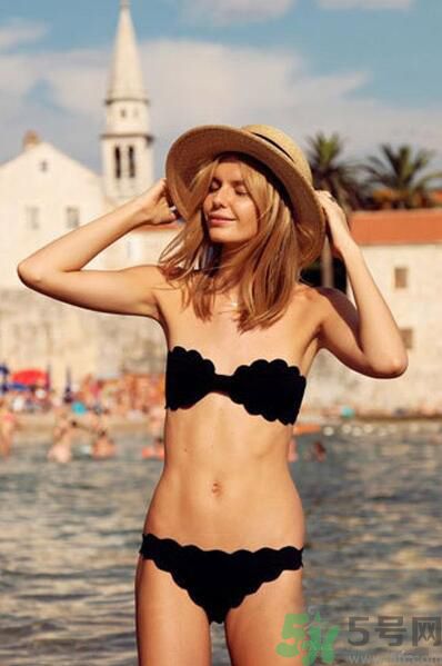 穿什么樣的泳衣顯瘦？如何挑選適合的泳衣？