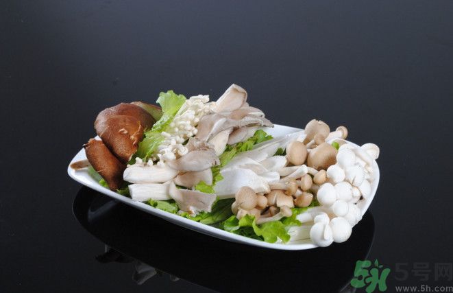 蘑菇能生吃嗎？蘑菇生吃會中毒嗎？