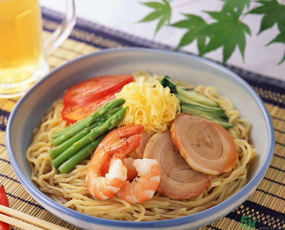 每天晚上吃白面條會(huì)長胖嗎？吃白面有什么好處呢？