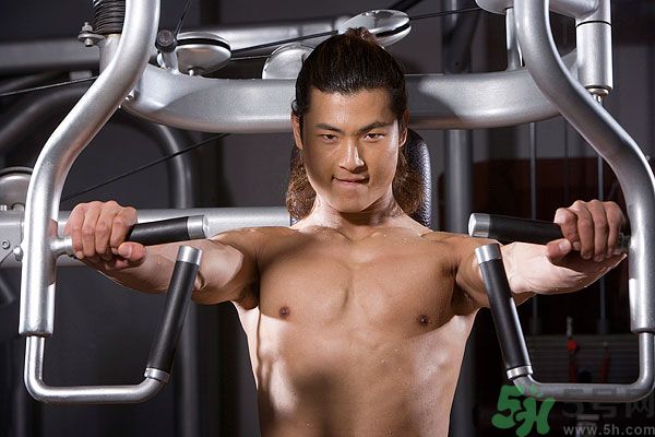 練肌肉會(huì)破壞肌肉組織嗎？練肌肉要注意什么呢？