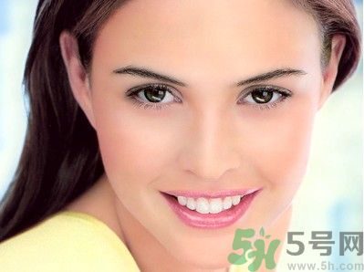 靚彩伊人新顏透亮柔膚液是什什么膚質(zhì)？靚彩伊人新顏透亮柔膚液怎么樣？