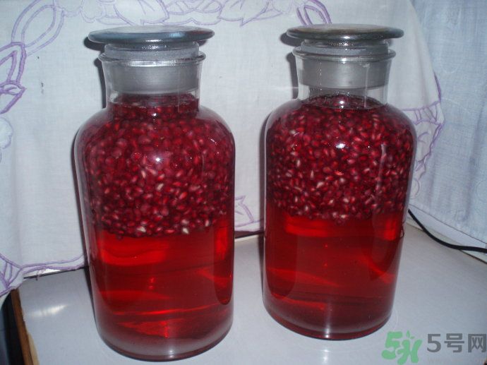 醋泡石榴有什么功效？石榴醋的做法是怎樣的？