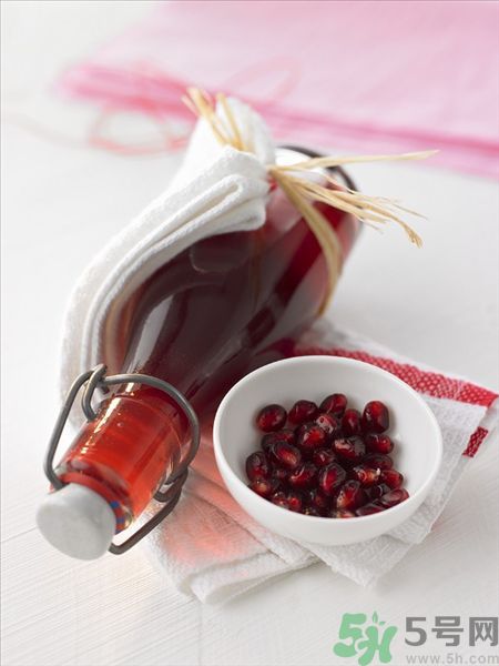 醋泡石榴有什么功效？石榴醋的做法是怎樣的？