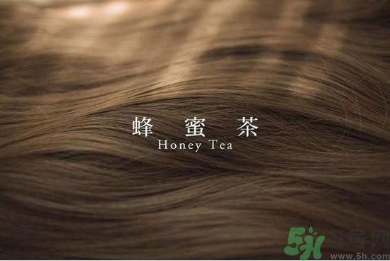 第一次自己染頭發(fā) 今年流行發(fā)色要怎么染？