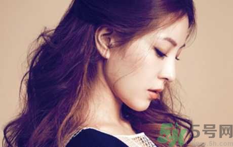 女生頭發(fā)太厚怎么辦?頭發(fā)太多太厚適合什么發(fā)型 女生頭發(fā)太厚怎么辦?頭發(fā)太多太厚適合什么發(fā)型