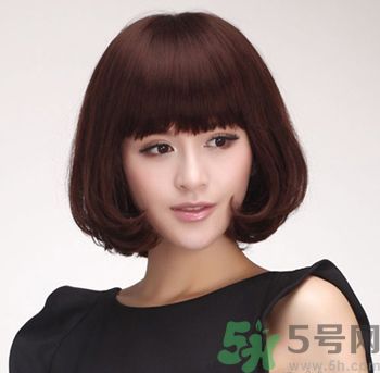 女生頭發(fā)太厚怎么辦?頭發(fā)太多太厚適合什么發(fā)型 女生頭發(fā)太厚怎么辦?頭發(fā)太多太厚適合什么發(fā)型