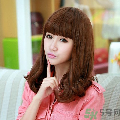 女生頭發(fā)太厚怎么辦?頭發(fā)太多太厚適合什么發(fā)型 女生頭發(fā)太厚怎么辦?頭發(fā)太多太厚適合什么發(fā)型