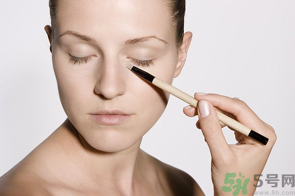 化妝刷如何使用效果好？化妝刷該怎么保養(yǎng)？