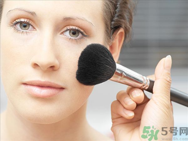 化妝刷如何使用效果好？化妝刷該怎么保養(yǎng)？