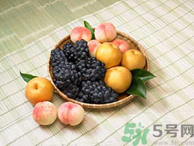 桃子和梨子能一起吃嗎？桃子和梨子一起吃好嗎？