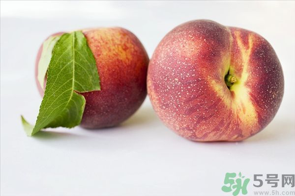 桃子和梨子能一起吃嗎？桃子和梨子一起吃好嗎？