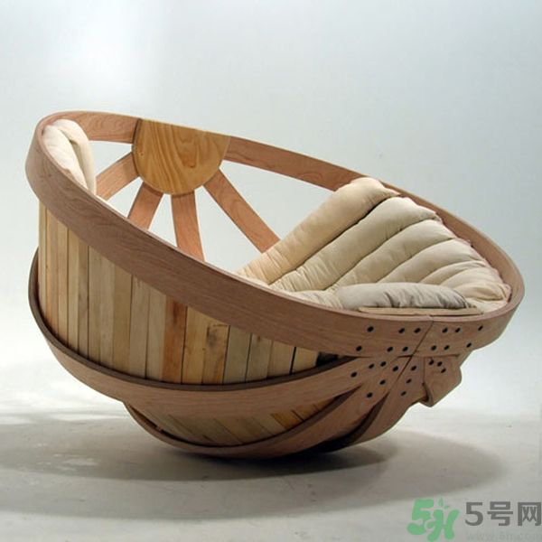 一個人適合什么樣的沙發(fā)？選購沙發(fā)要注意什么？