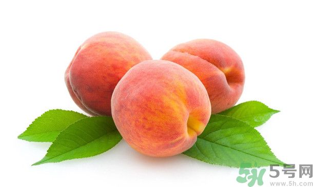 桃子上有紅點(diǎn)能吃嗎？桃子上有黑點(diǎn)可以吃嗎？