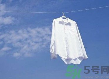 白衣服發(fā)黃要怎么清洗？白衣服發(fā)黃要怎么辦？