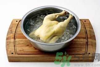 白切雞怎么入味？白切雞怎么做好吃？