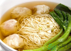 云吞面的湯底怎么做?云吞面湯底的做法 云吞面的湯底怎么做?云吞面湯底的做法