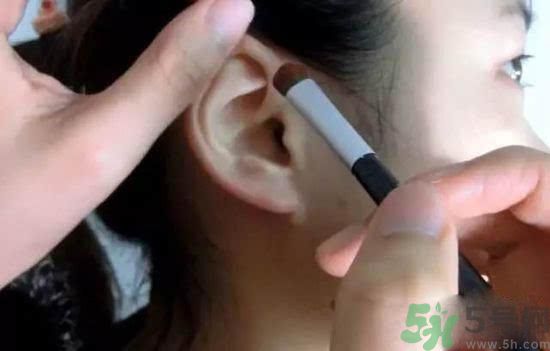 耳朵腮紅哪種顏色好看？畫(huà)耳朵腮紅要注意什么？